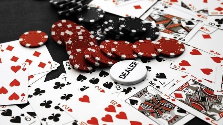 Kartu fitur deposit untuk pengguna mobile